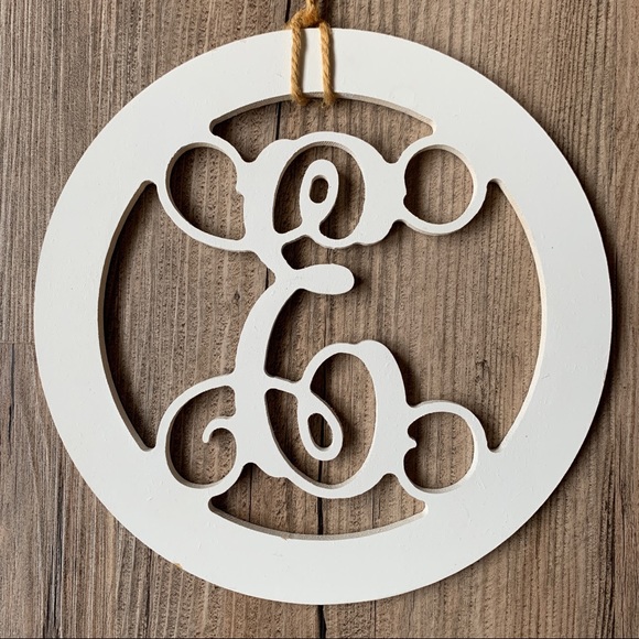 E Initial Monogram Sign - Picture 2 of 8
